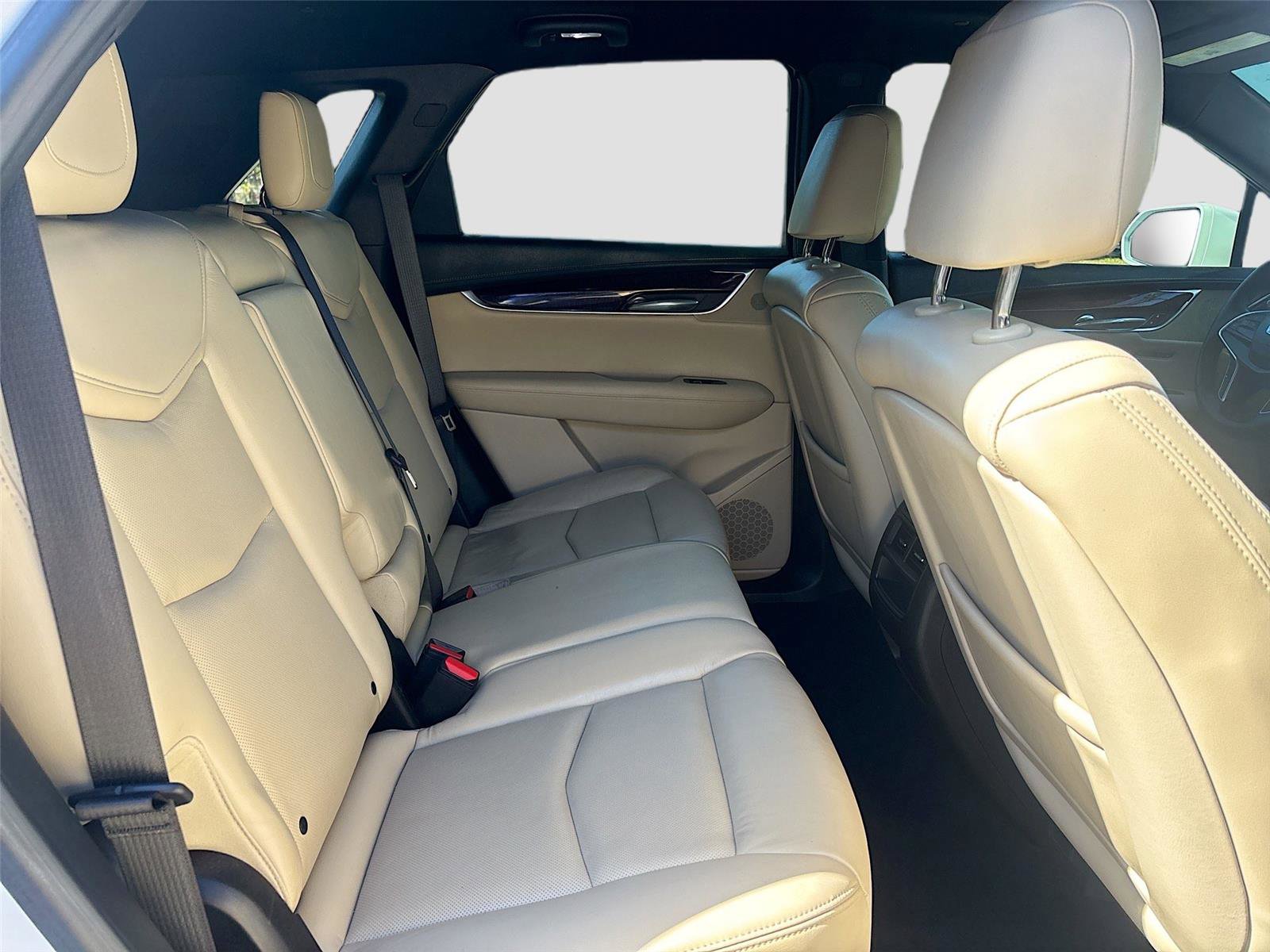 Used 2017 Cadillac XT5 Premium Luxury image 27