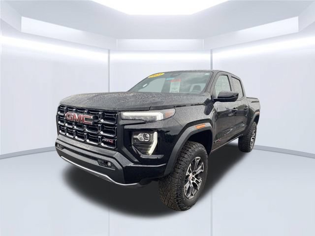 Used 2023 GMC Canyon AT4 w/ Canyon Safety Plus Package AWD/4WD image 14