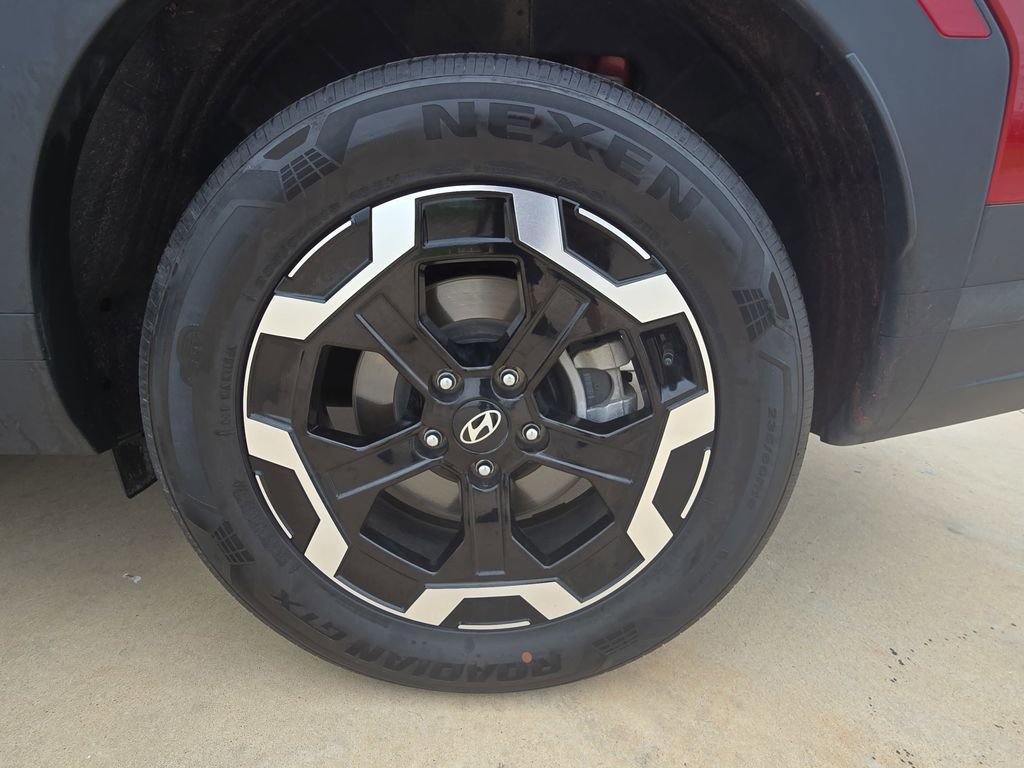 Used 2025 Hyundai Santa Fe SEL FWD image 33