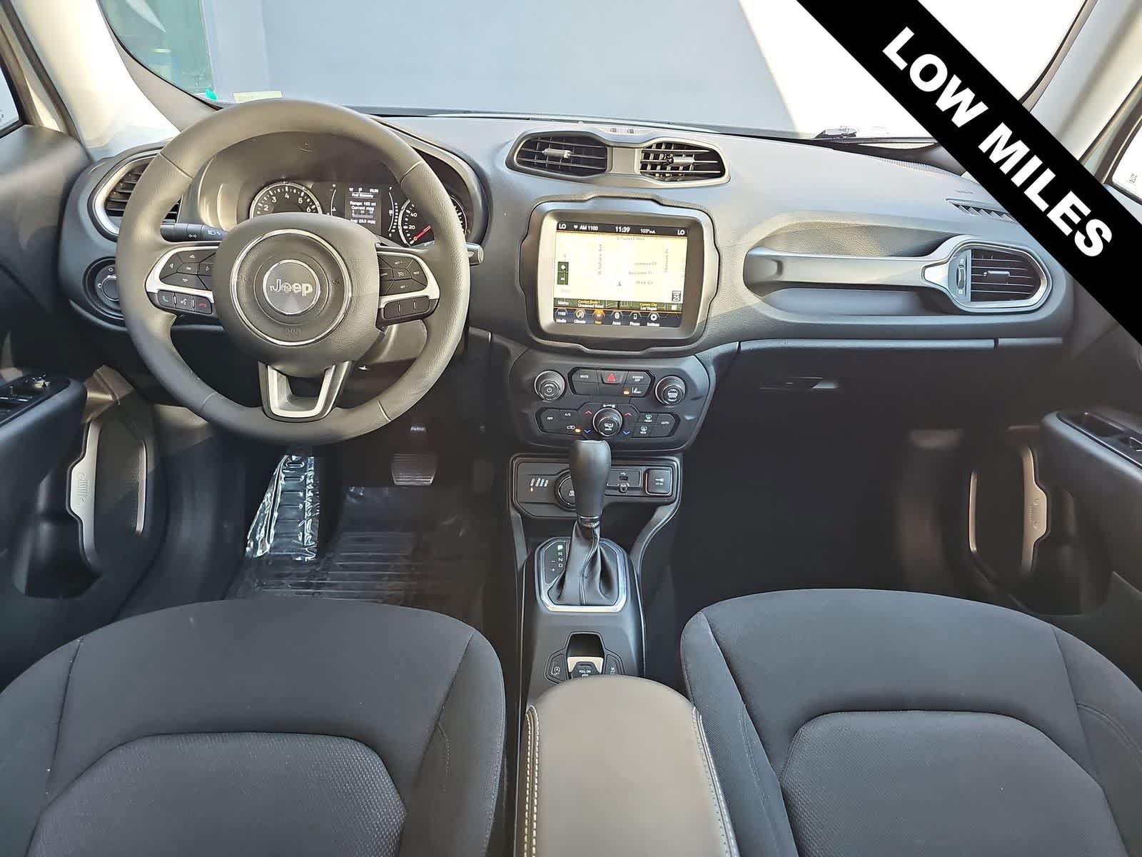 Used 2023 Jeep Renegade Latitude AWD/4WD image 13
