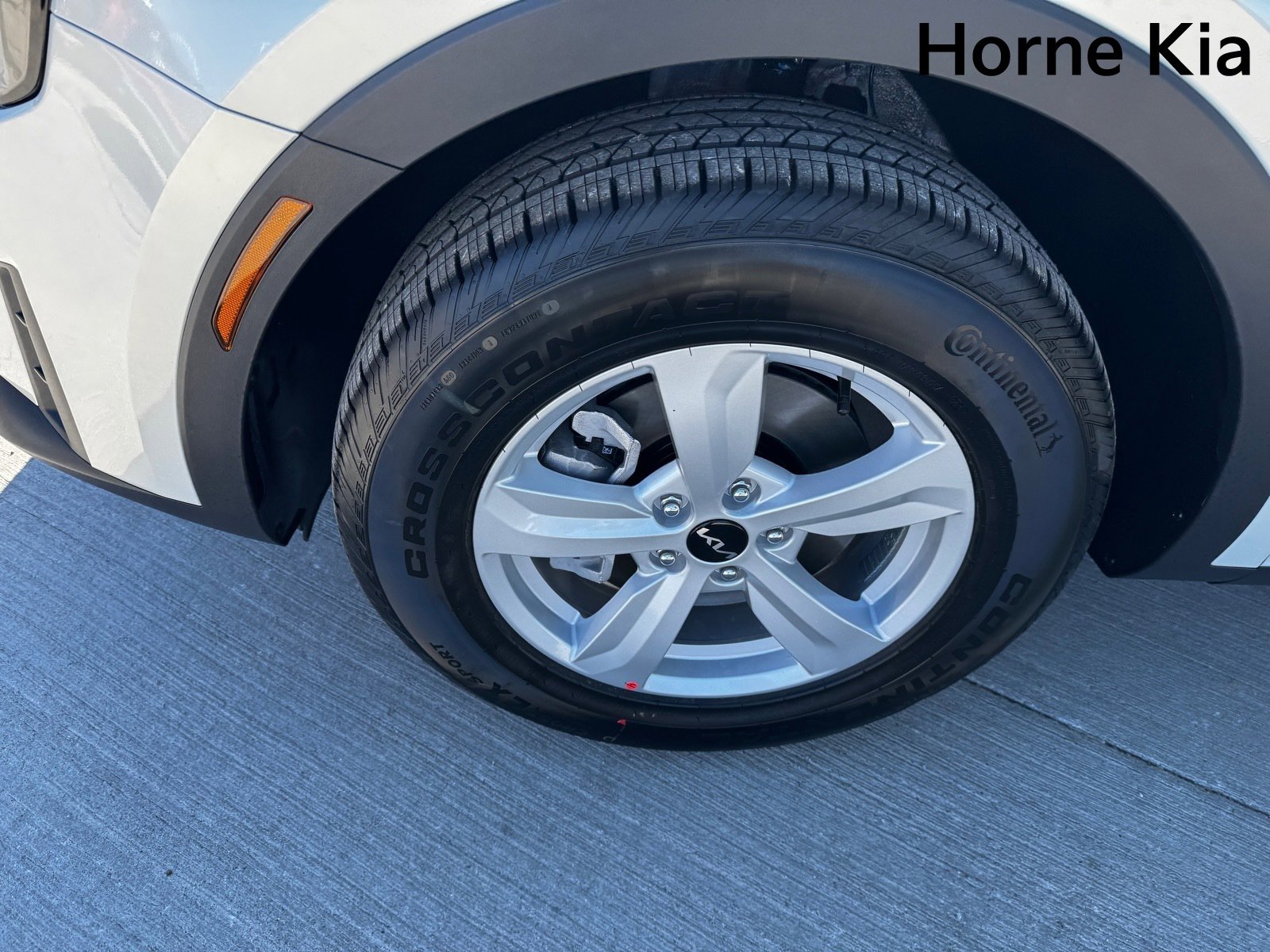 New 2026 Kia Sorento LX image 8