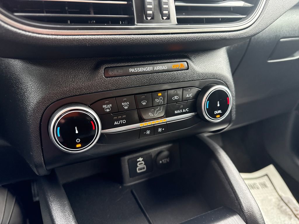 Used 2025 Ford Escape Active image 30