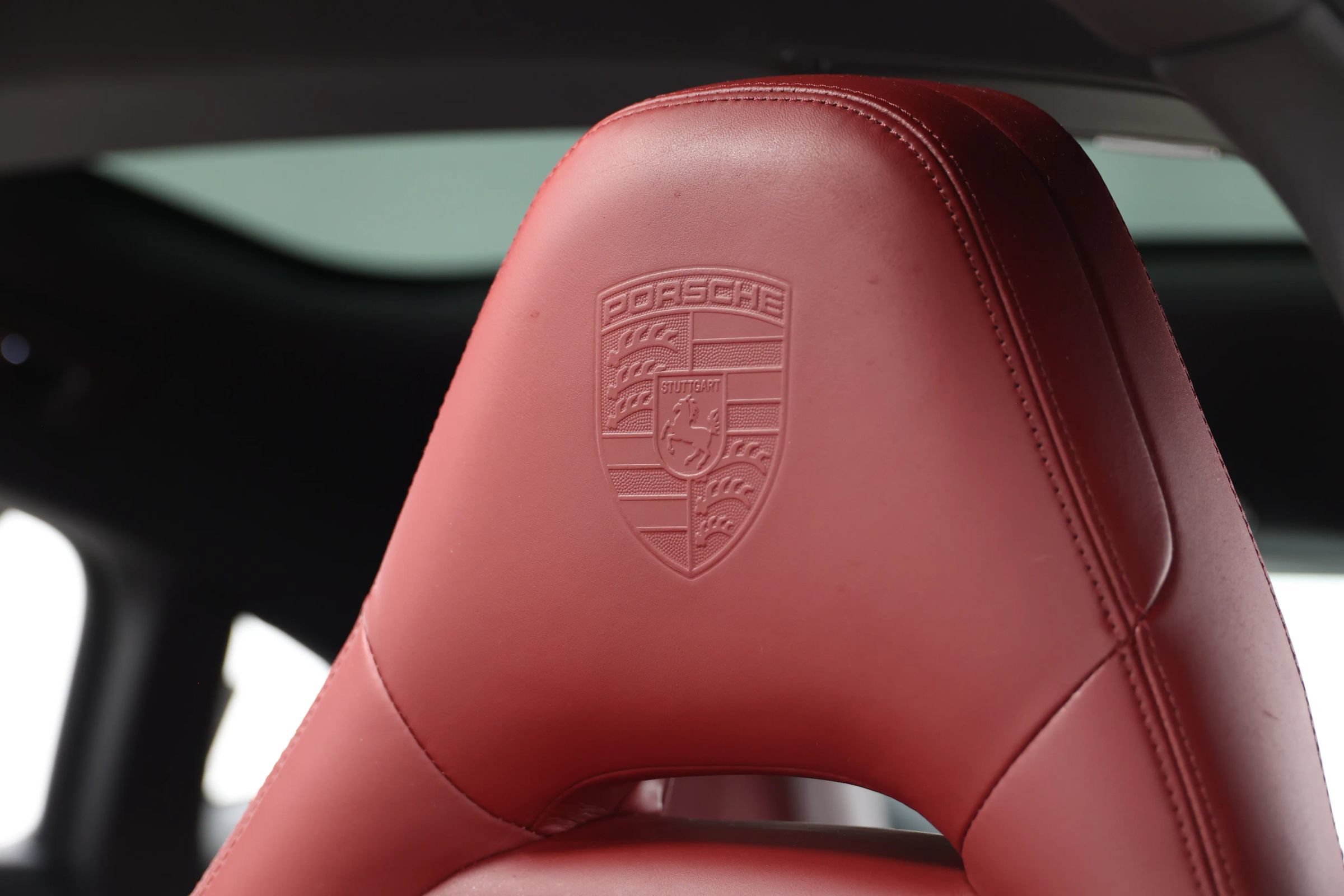 Used 2018 Porsche Panamera 4S Executive w/ Carbon Fiber Interior Package AWD/4WD image 19
