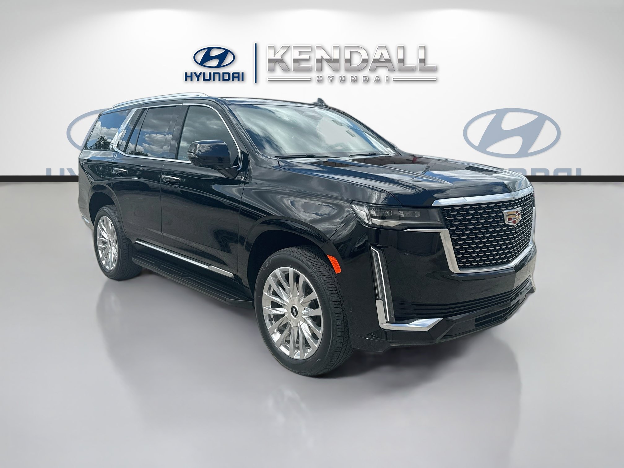 Used 2023 Cadillac Escalade Premium Luxury AWD/4WD image 1