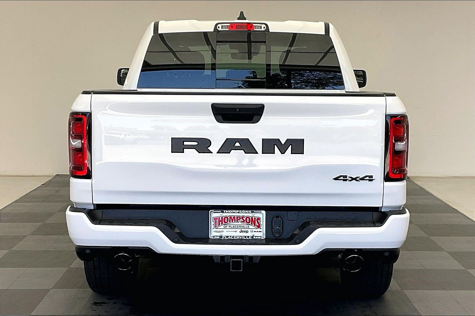 New 2026 RAM 1500 Express AWD/4WD image 3