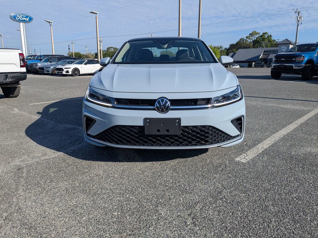 Used 2026 Volkswagen Jetta SE FWD image 8