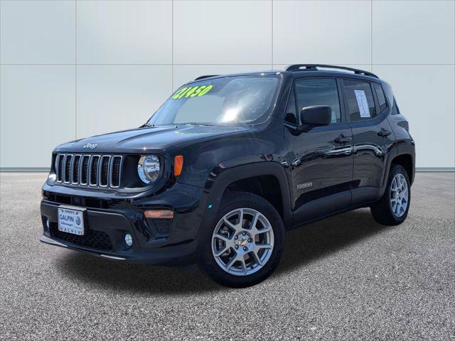 Used 2022 Jeep Renegade Latitude AWD/4WD image 1