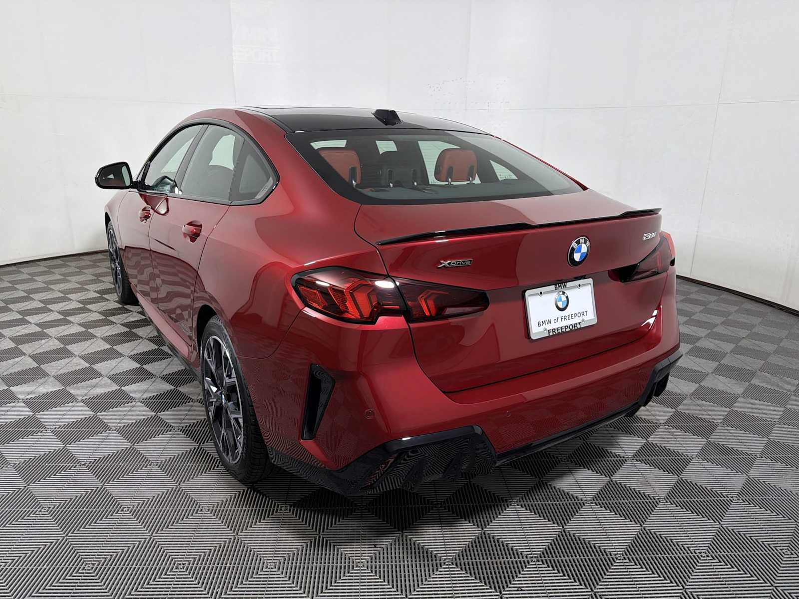 Used 2026 BMW 228i xDrive w/ Technology Package AWD/4WD image 5