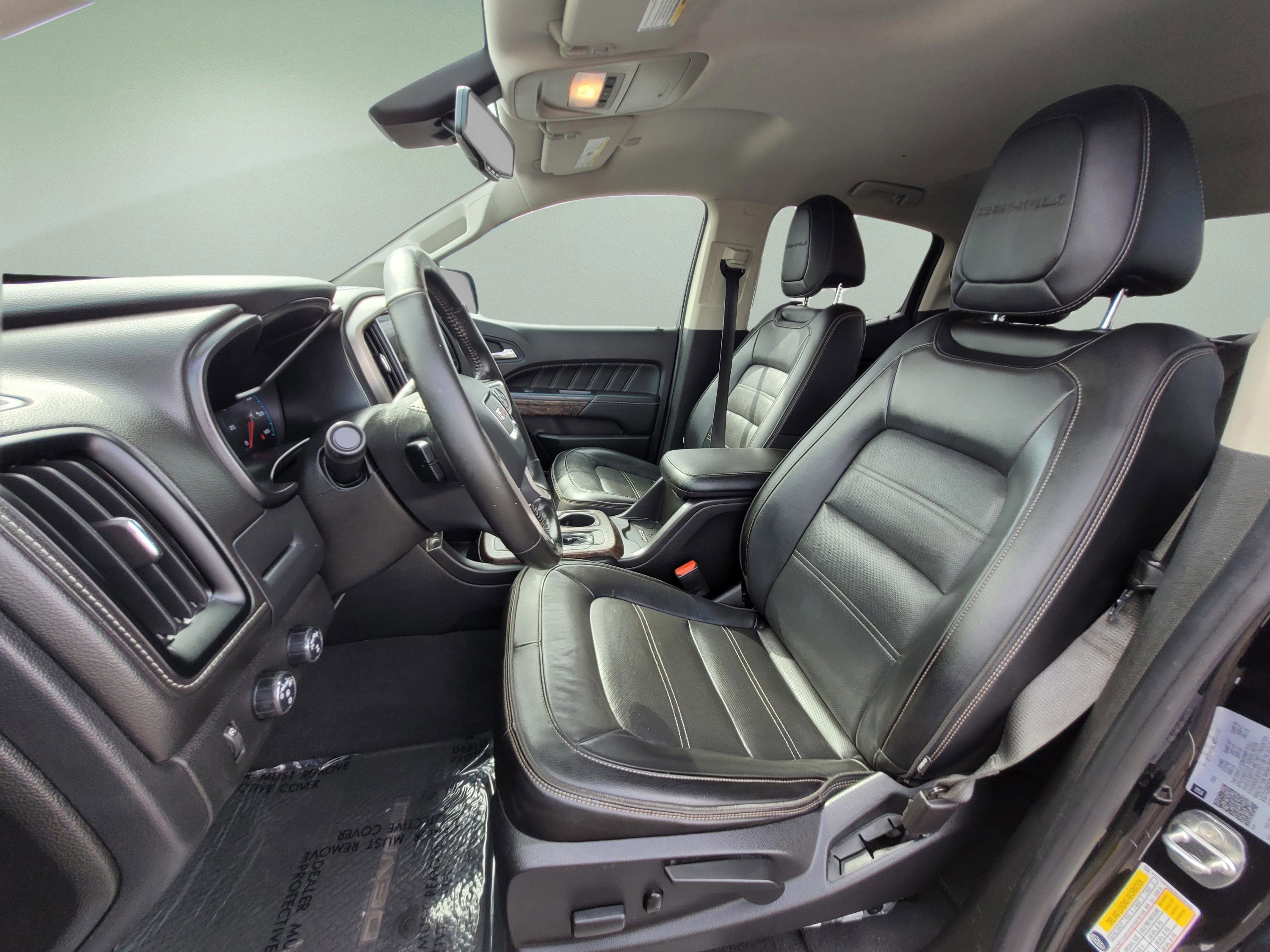 Used 2021 GMC Canyon Denali image 28