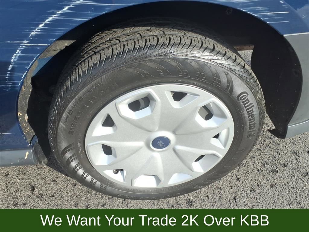 Used 2017 Ford Transit Connect XL image 15