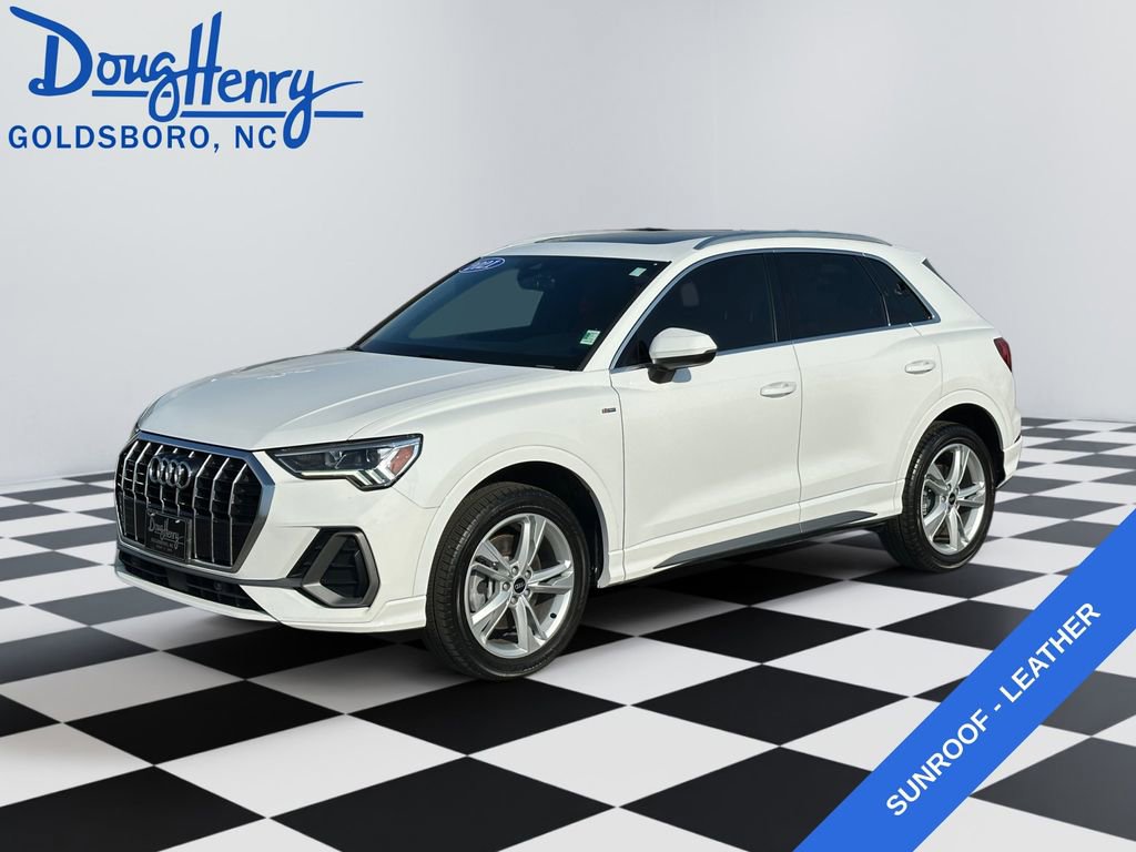 Used 2021 Audi Q3 2.0T Premium Plus w/ Premium Plus Package AWD/4WD image 1