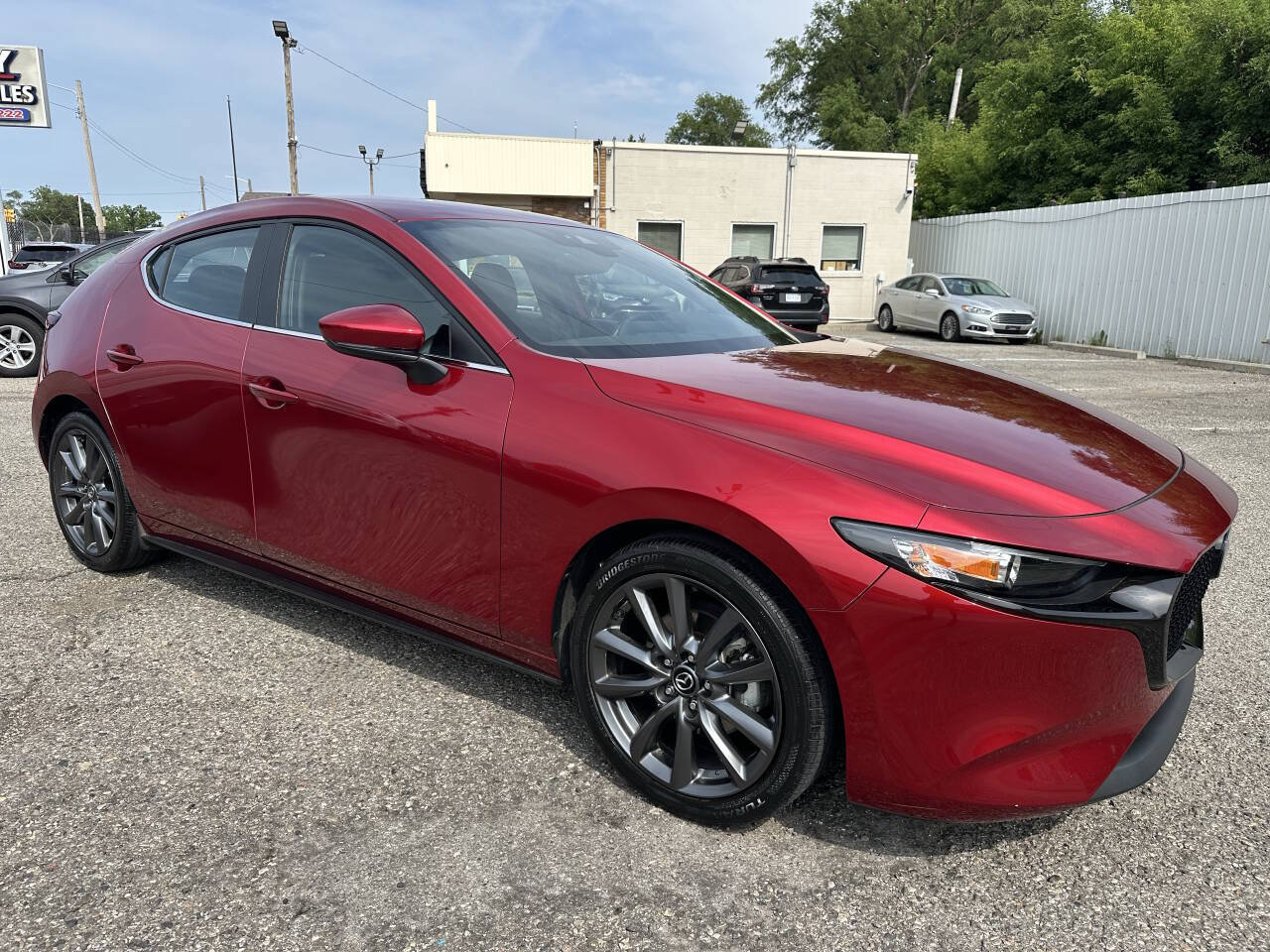 Used 2020 MAZDA MAZDA3 AWD Hatchback w/ Preferred Pkg image 3