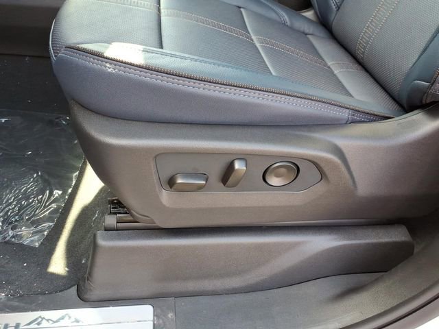 New 2026 Chevrolet Silverado 1500 High Country AWD/4WD image 7