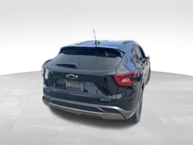 Used 2024 Chevrolet Trax ACTIV w/ Sunroof Package FWD image 40
