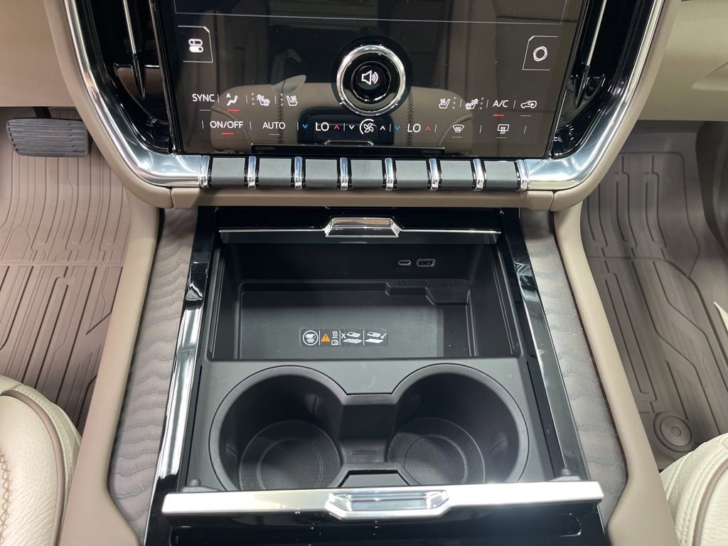 New 2026 GMC Yukon Denali w/ Sun & Power Step Package AWD/4WD image 19