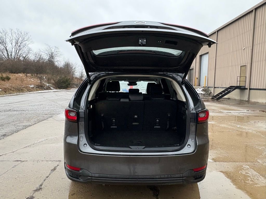Used 2024 MAZDA CX-90 3.3 Turbo w/ Preferred Plus image 14