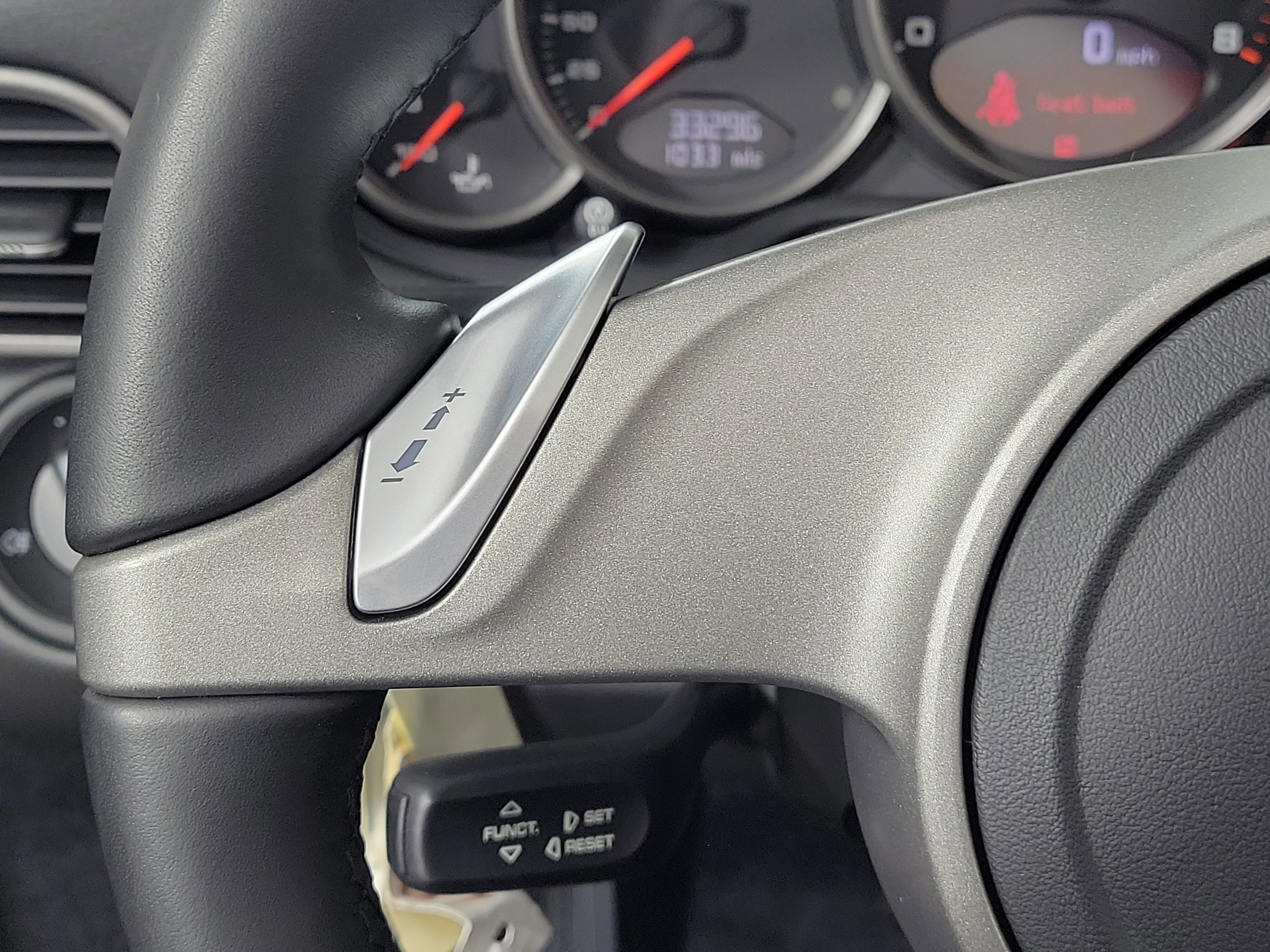 Used 2009 Porsche 911 Carrera image 13