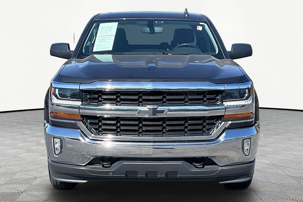 Used 2018 Chevrolet Silverado 1500 LT w/ All Star Edition AWD/4WD image 2