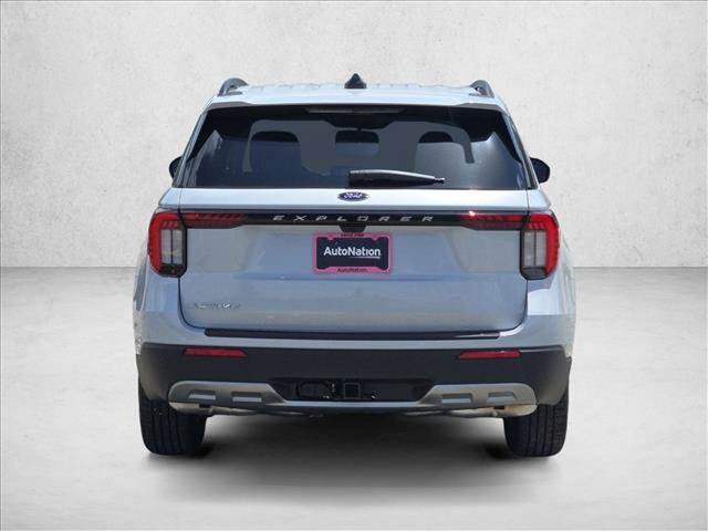 New 2026 Ford Explorer Active w/ Active Comfort Package RWD image 8