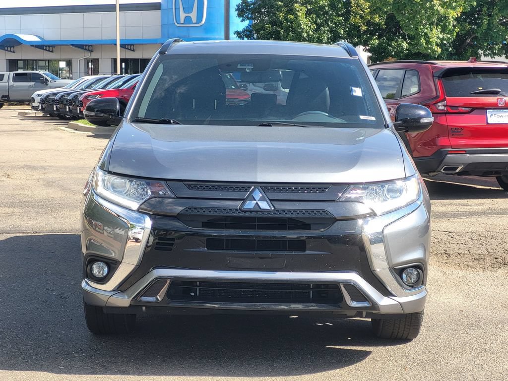 Used 2022 Mitsubishi Outlander LE AWD/4WD image 2