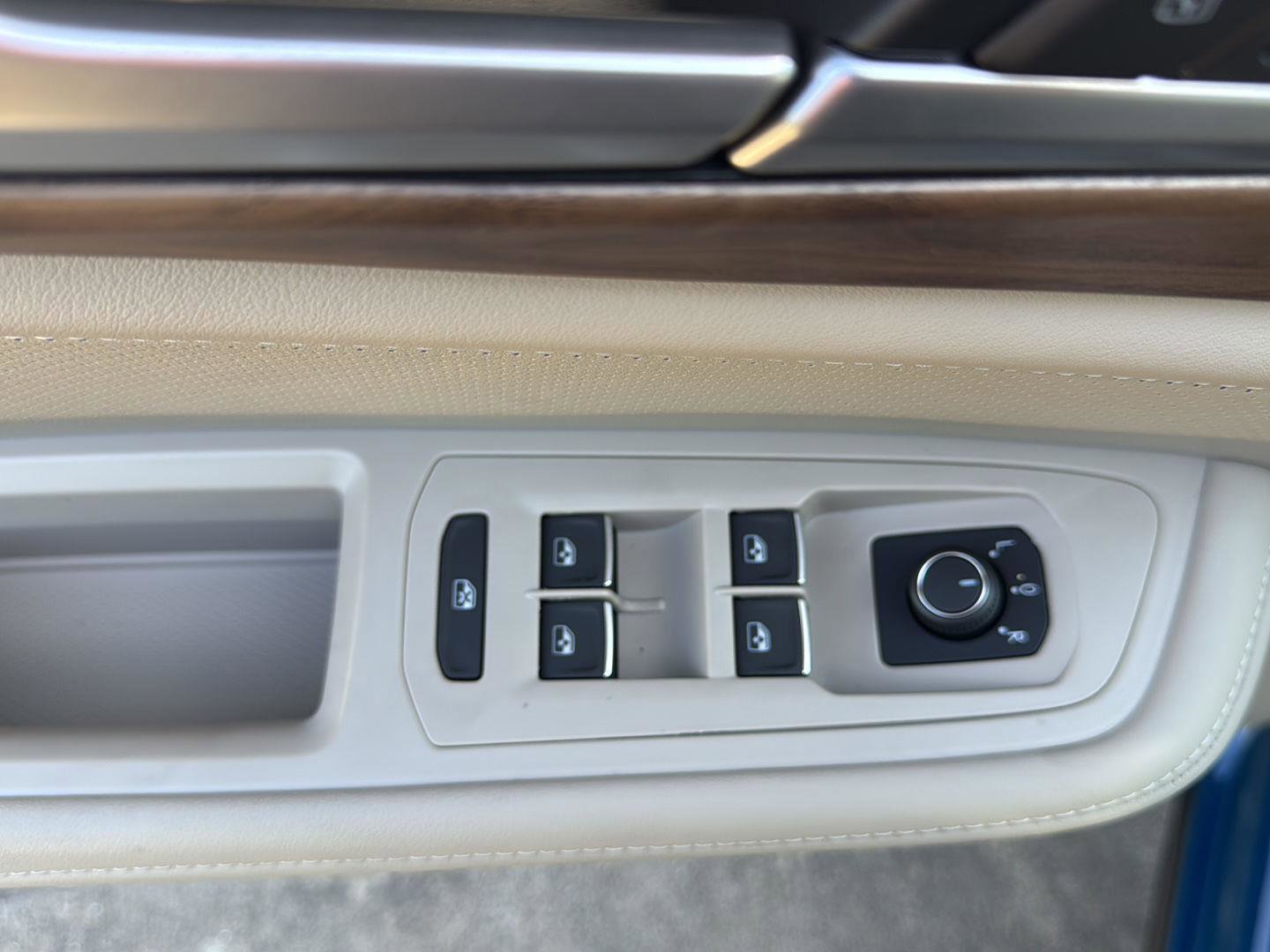 New 2026 Volkswagen Atlas SE image 19