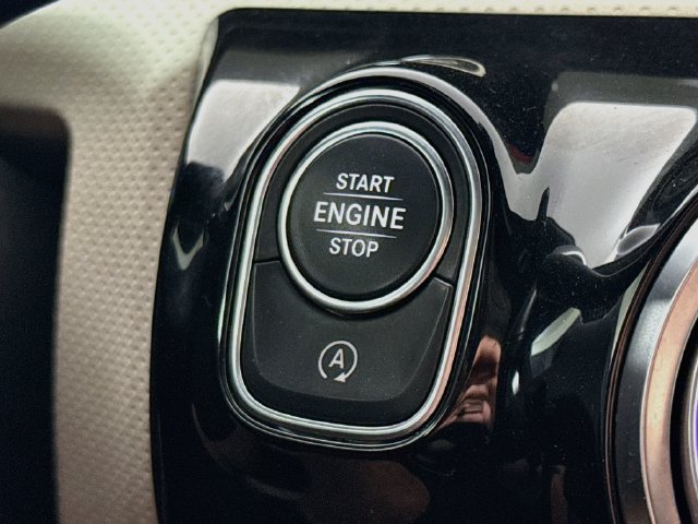 Used 2021 Mercedes-Benz CLA 250 image 20