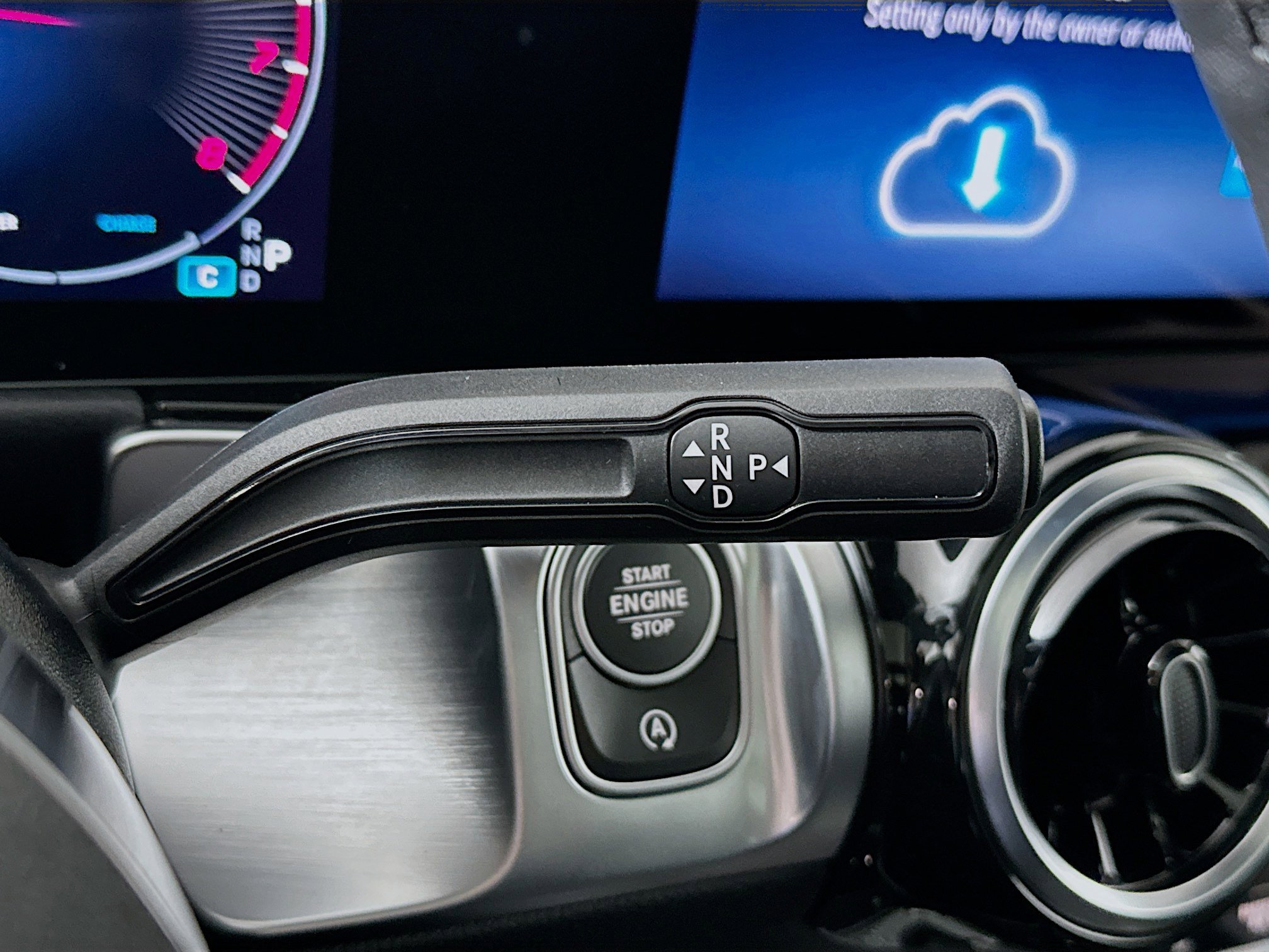 New 2026 Mercedes-Benz GLB 250 4MATIC image 16