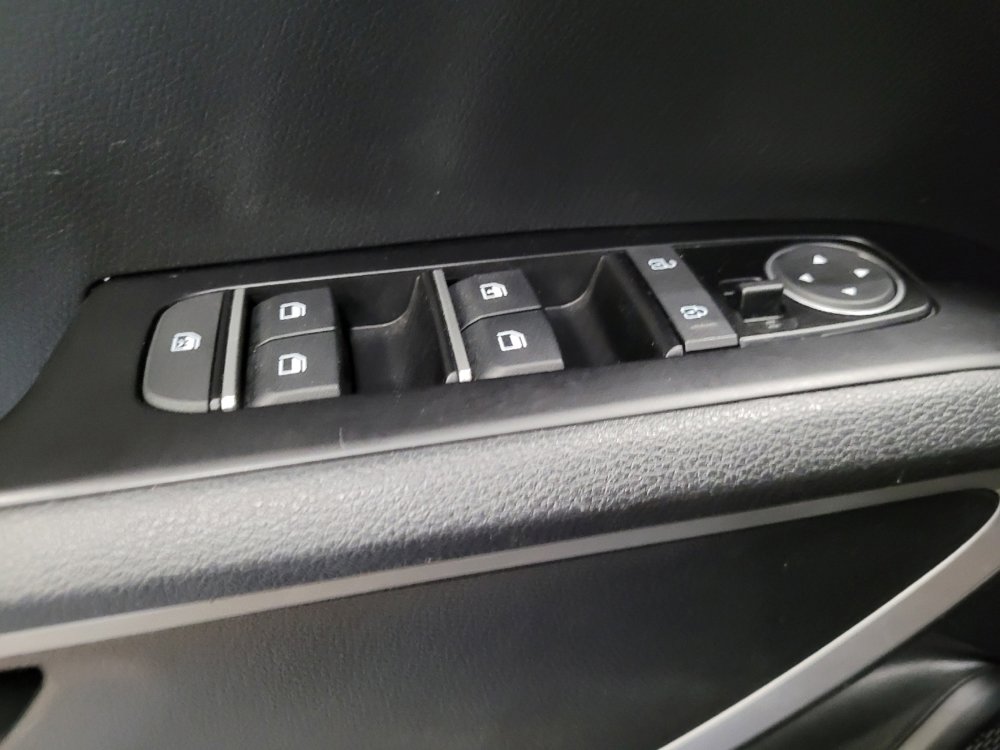 Used 2023 Kia Soul LX w/ LX Technology Package image 27