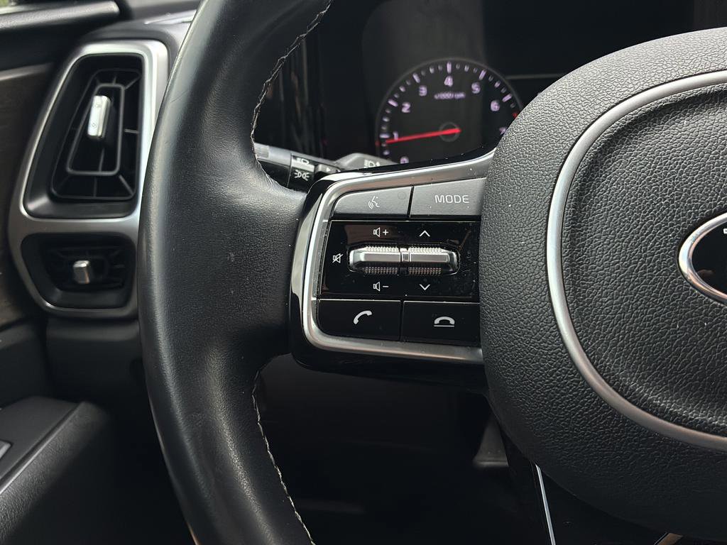 Used 2021 Kia Sorento EX FWD image 24