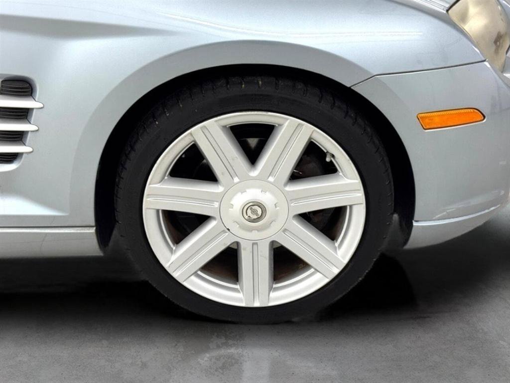 Used 2008 Chrysler Crossfire Limited RWD image 21