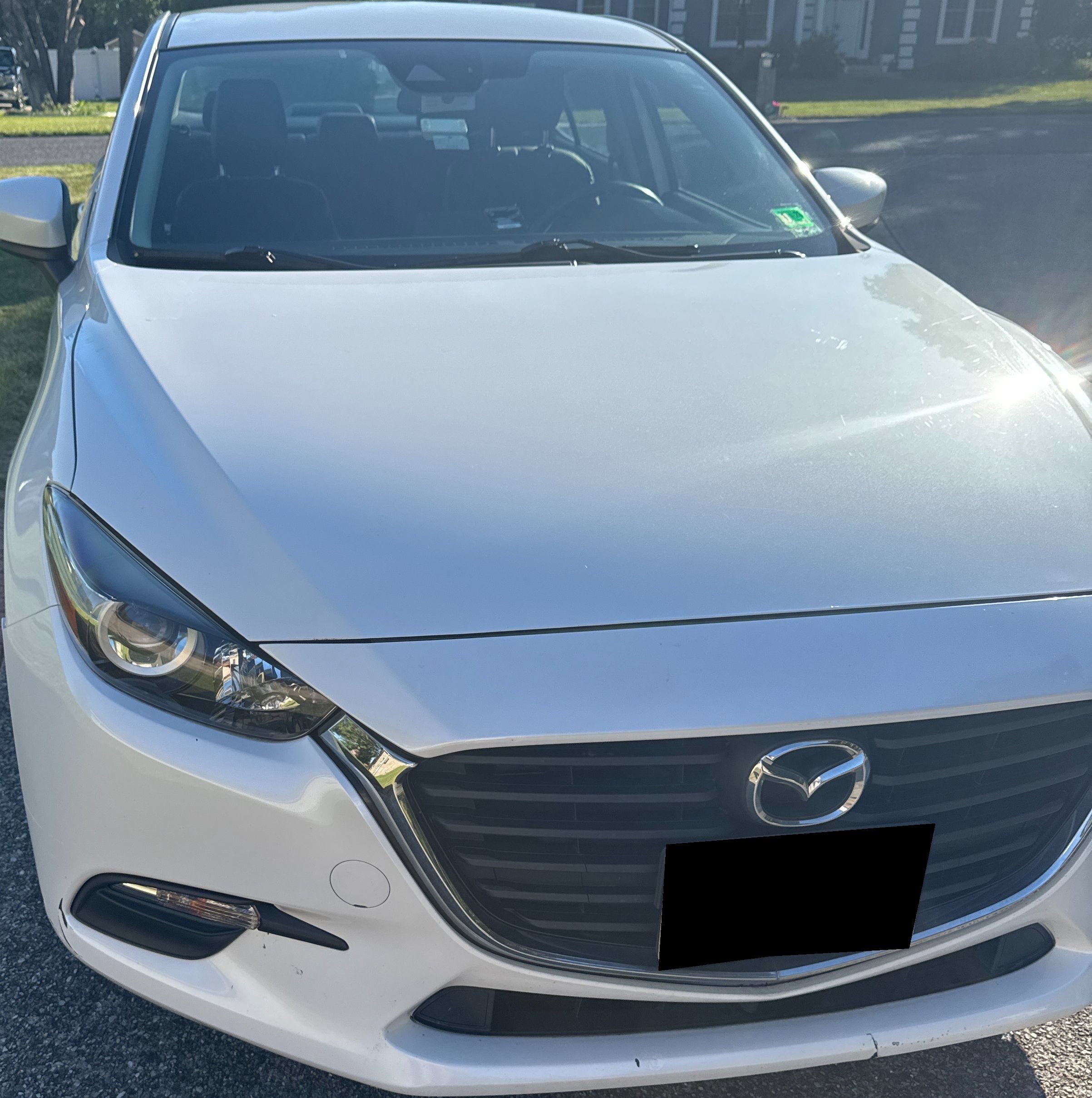 Used 2017 MAZDA MAZDA3 Touring FWD image 2