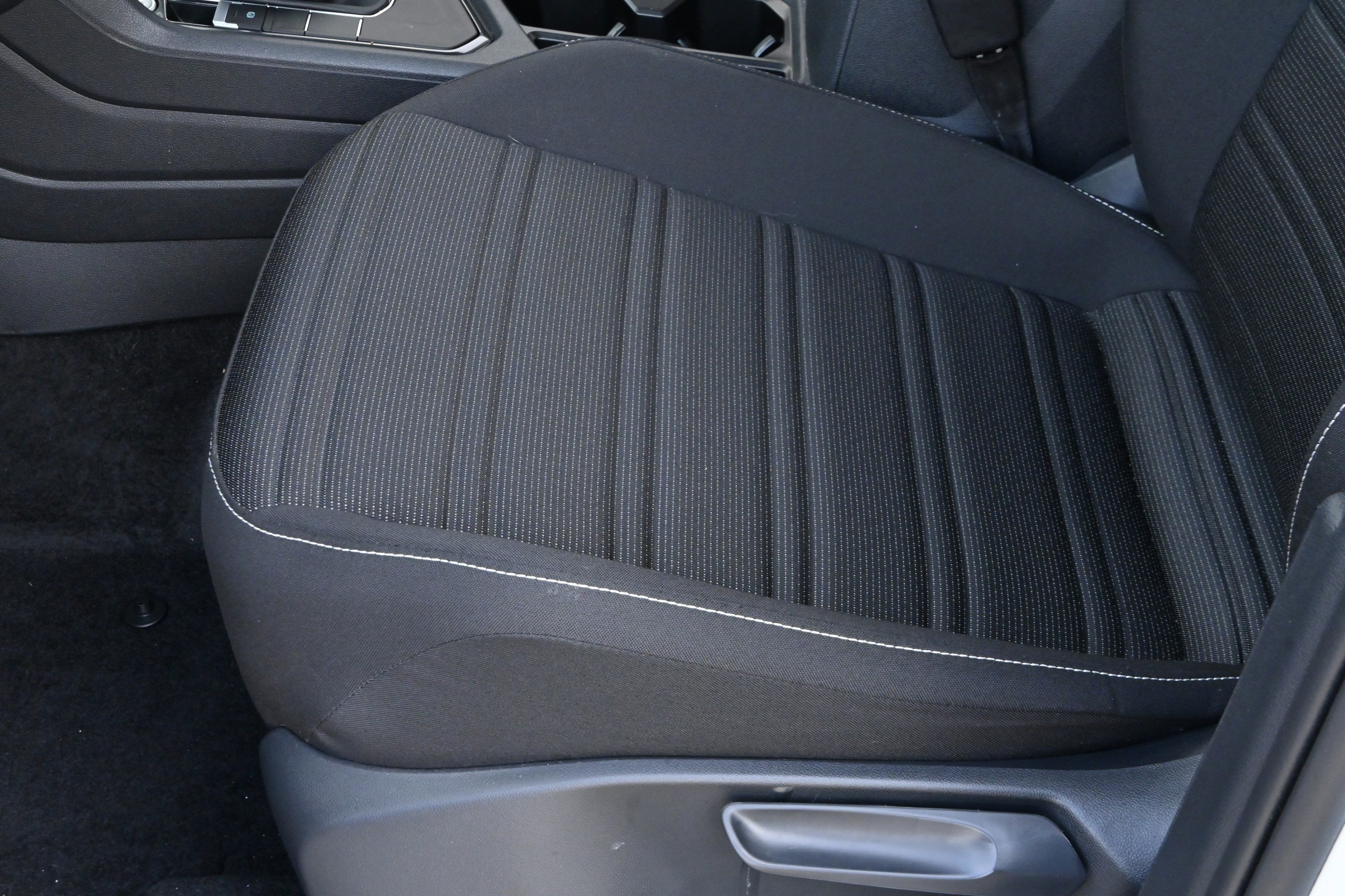 Used 2024 Volkswagen Tiguan S FWD image 29