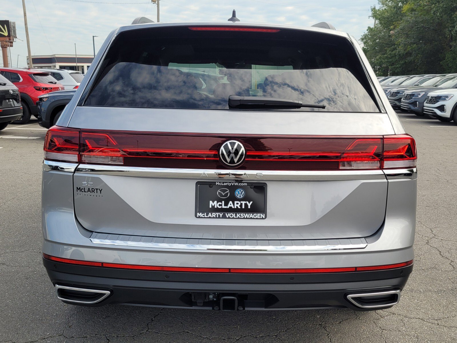 New 2026 Volkswagen Atlas SE image 7