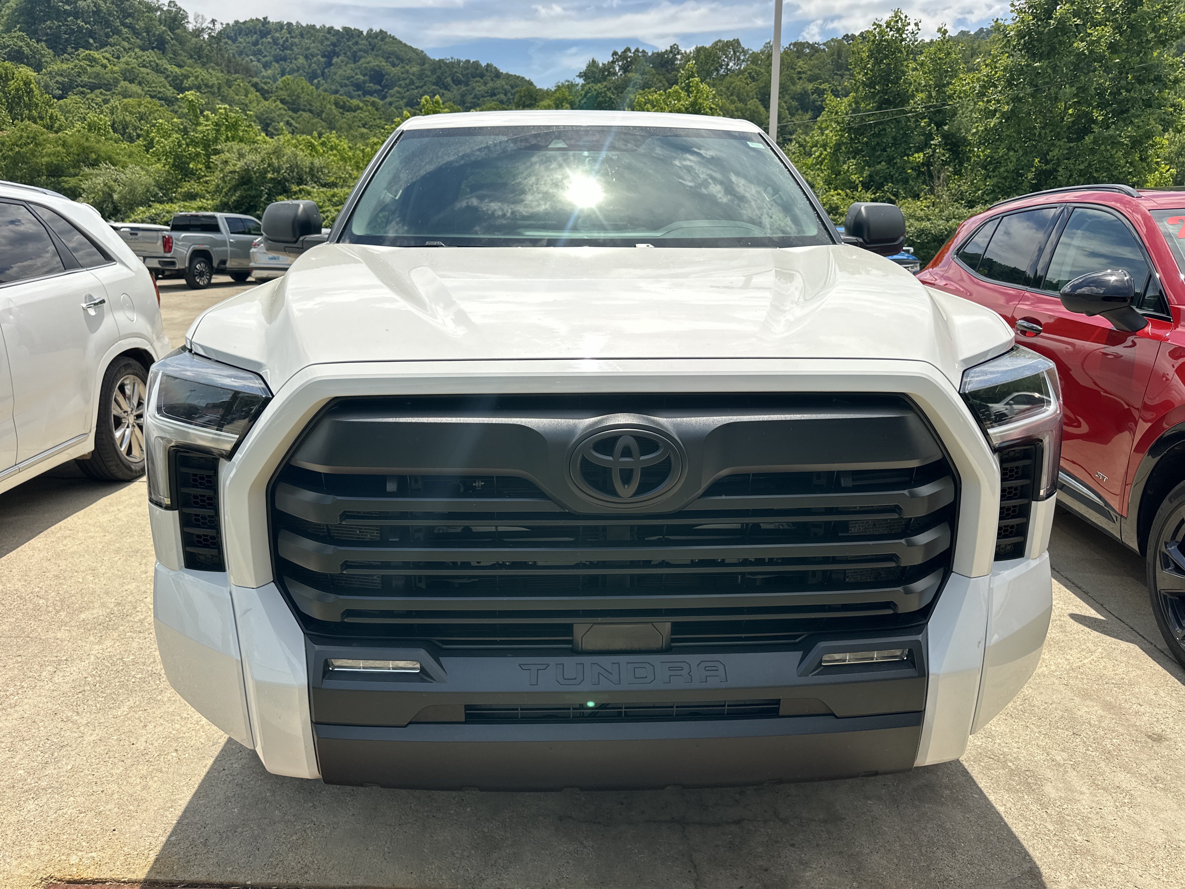 Used 2024 Toyota Tundra SR5 w/ SR5 Premium Package AWD/4WD image 6