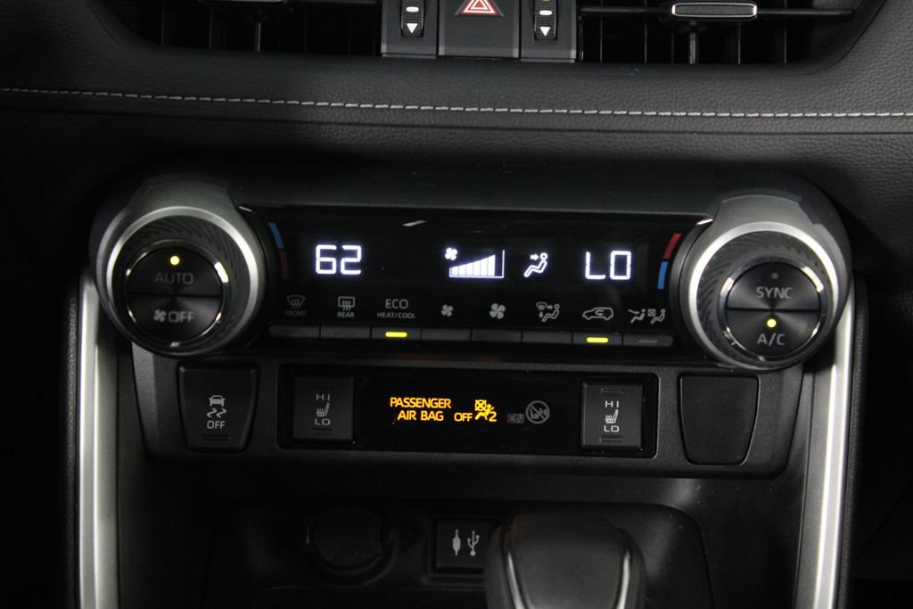 Used 2019 Toyota RAV4 XLE Premium w/ Cold Weather Package FWD image 22