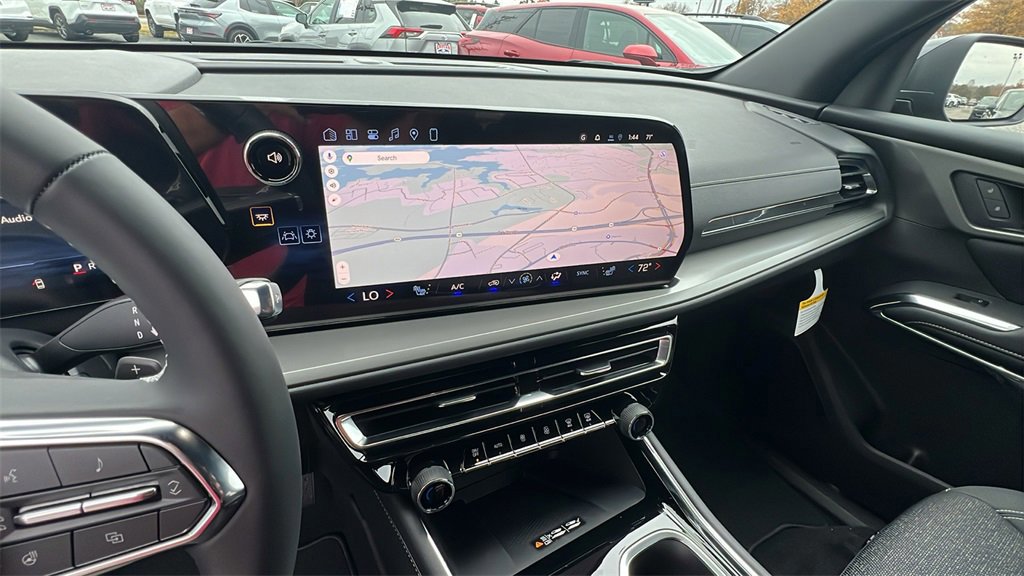 New 2026 Chevrolet Traverse LT image 26