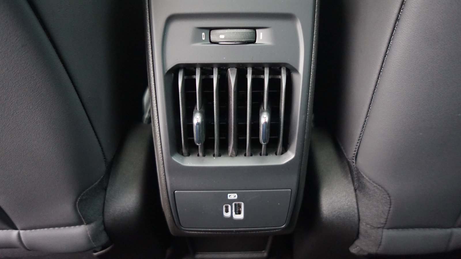 New 2024 Alfa Romeo Tonale Veloce image 30