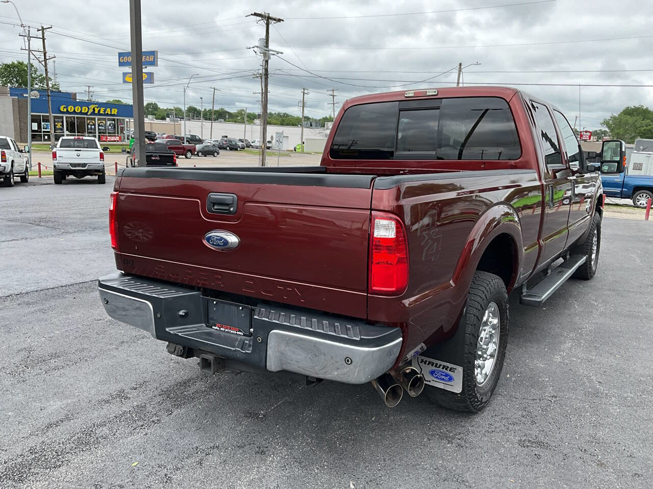 Used 2015 Ford F250 XLT w/ XLT Premium Package AWD/4WD image 5