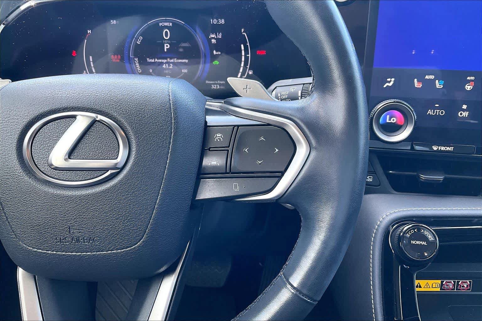 Used 2024 Lexus NX 350h AWD w/ Vision Package image 23