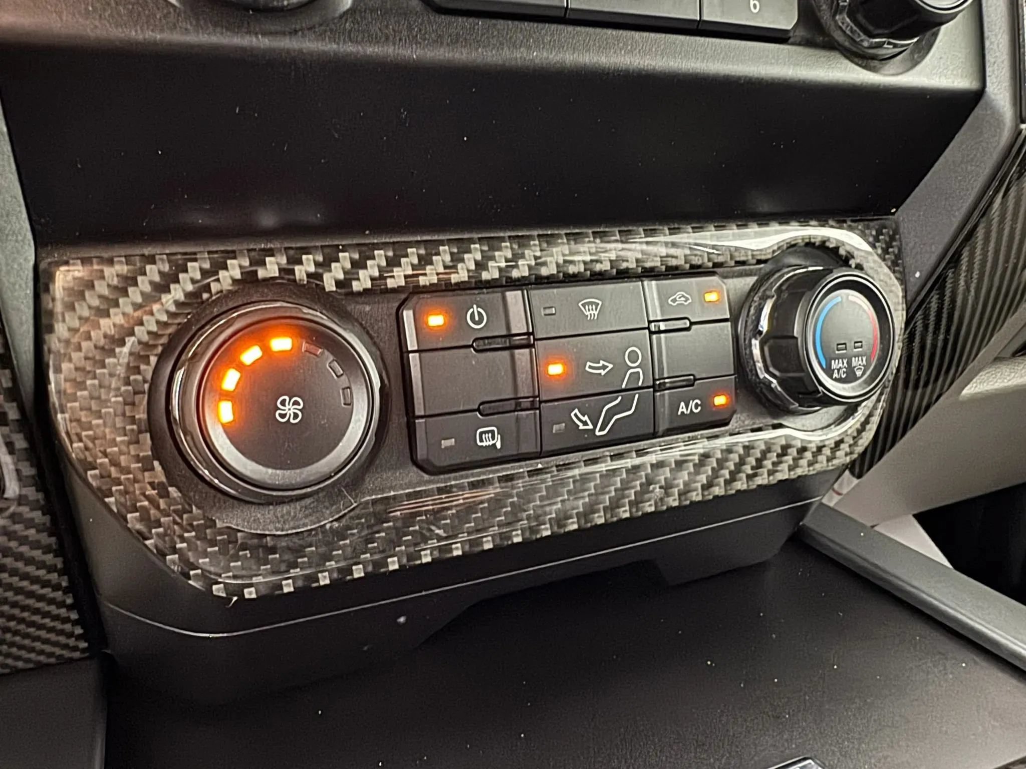 Used 2019 Ford F250 XLT w/ XLT Value Package AWD/4WD image 21