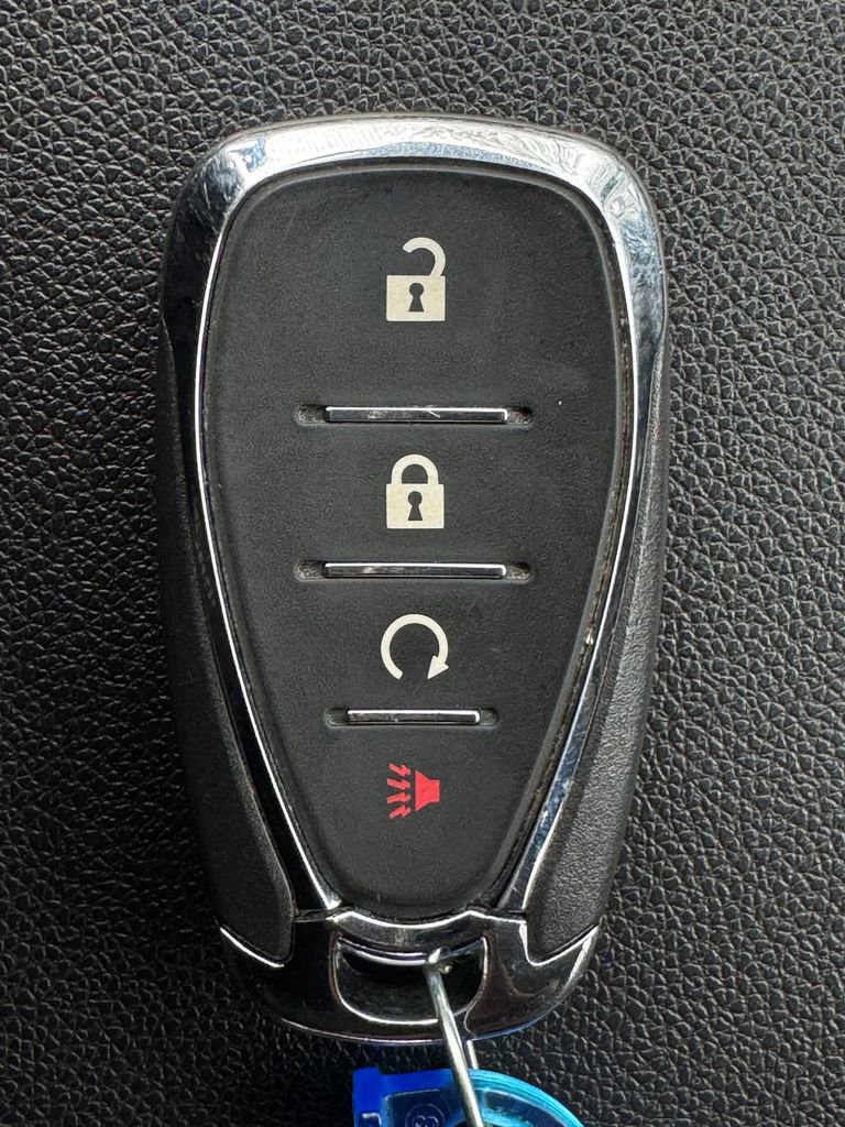 Used 2025 Chevrolet TrailBlazer LT AWD/4WD image 31