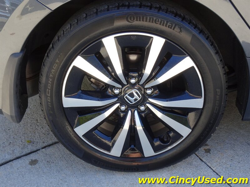 Used 2024 Honda Civic EX-L image 33