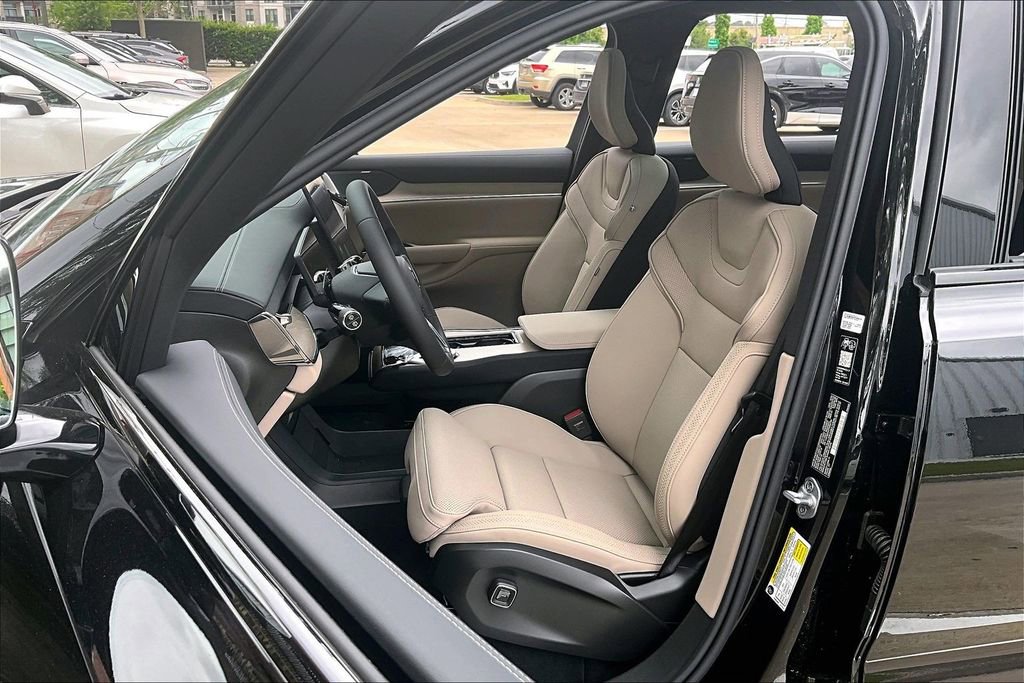 New 2026 Volvo EX90 Plus AWD/4WD image 37