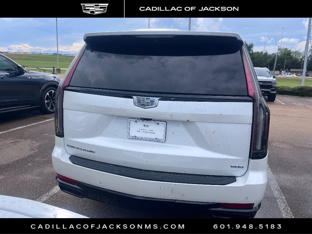 Used 2021 Cadillac Escalade ESV Premium Luxury w/ Driver Assist Tech Package AWD/4WD image 5