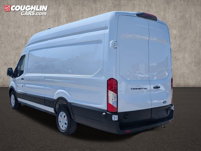 New 2026 Ford Transit 250 148 High Roof Extended RWD image 6