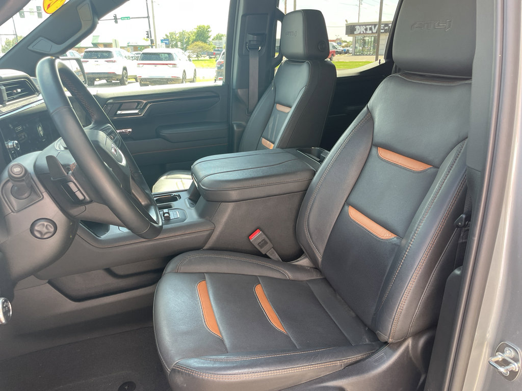 Used 2024 GMC Sierra 1500 AT4 w/ Technology Package image 18