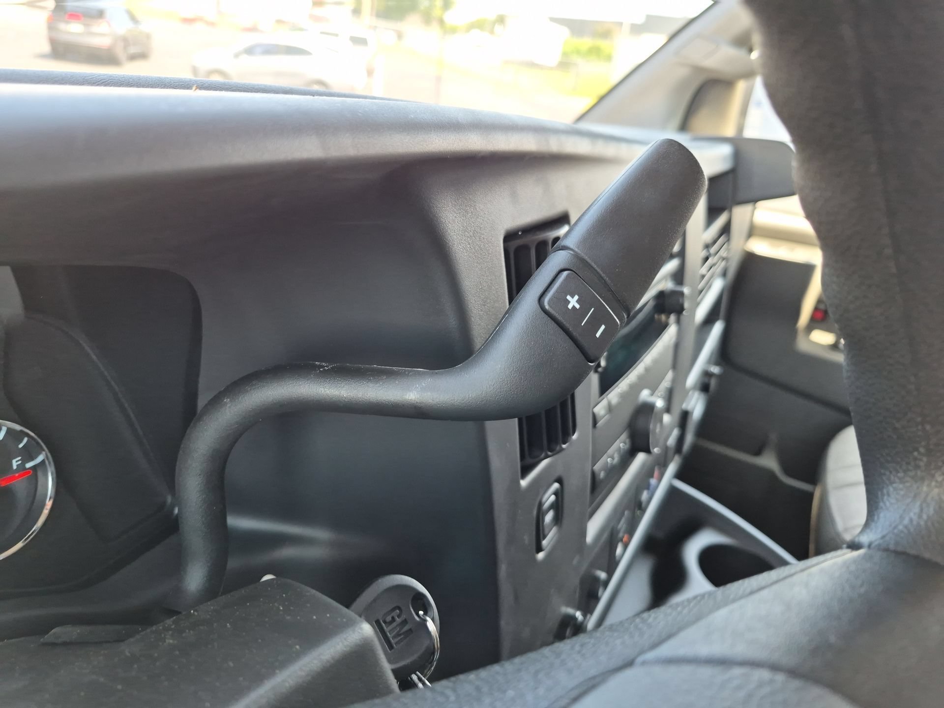 Used 2024 Chevrolet Express 3500 Extended RWD image 15
