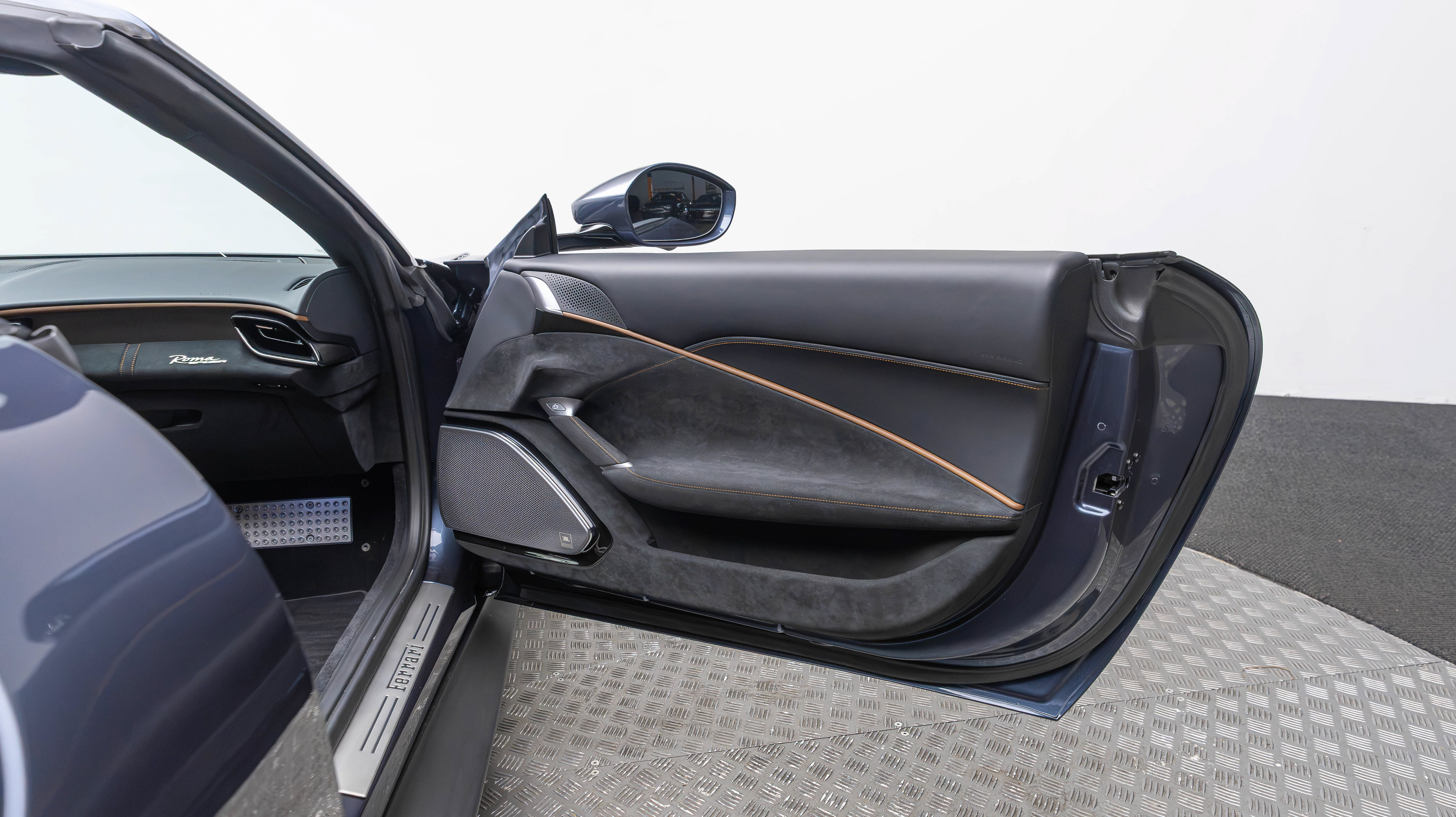 Certified 2024 Ferrari Roma Spider RWD image 47