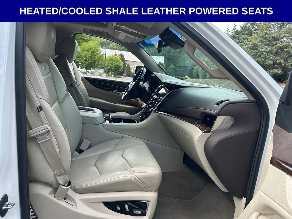 Used 2016 Cadillac Escalade ESV Premium AWD/4WD image 6