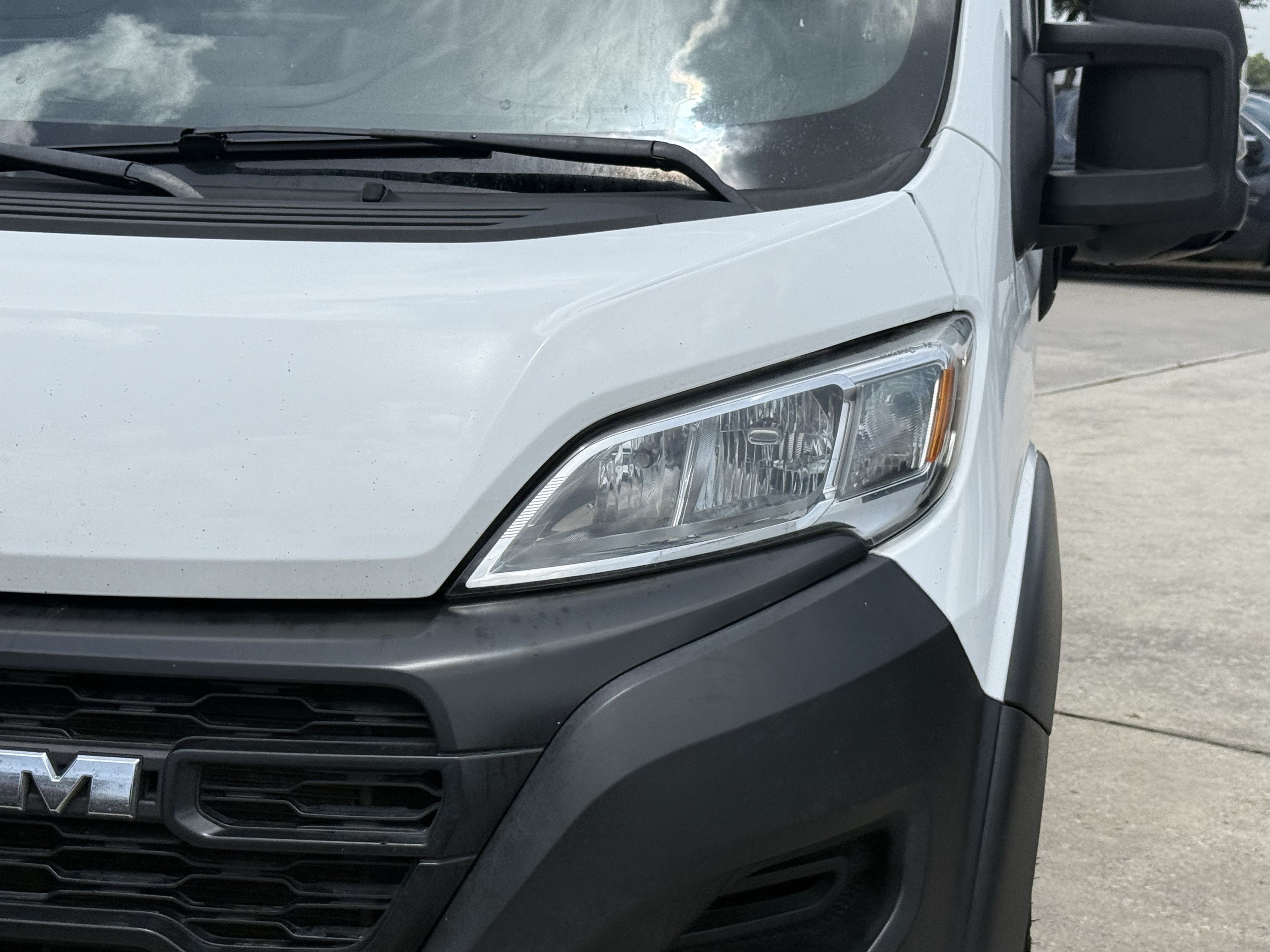 Used 2024 RAM ProMaster 2500 w/ Convenience Group FWD image 10